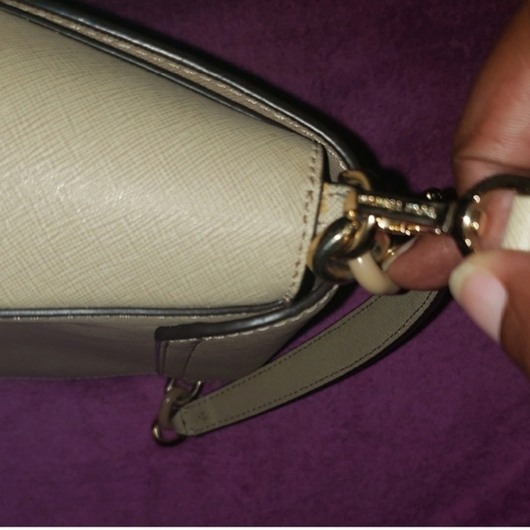 Michael Kors Tan Shoulder Bag - Picture 13 of 13